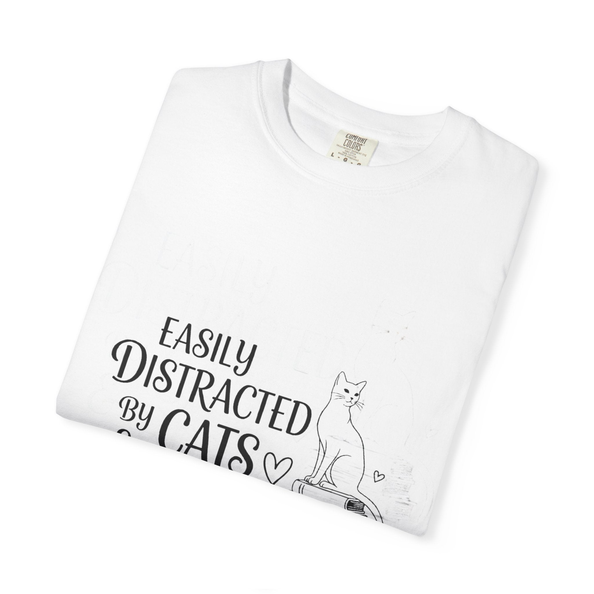 T-Shirt Easily distracted by Cats and Books  Garment Dyed Unisex Soft Cotton Tee – Minimal Casual Basic Shirt, Gender Neutral Everyday Summer Tee, Perfect Gift for Him or Her, Ideal for Cat Lovers Easily Distracted by Cats