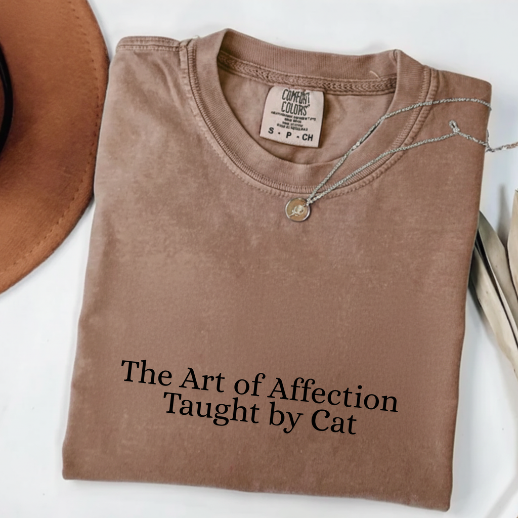 Stylish and Comfortable: A Unique Cat T-Shirt Design for the Casual Pet Lover