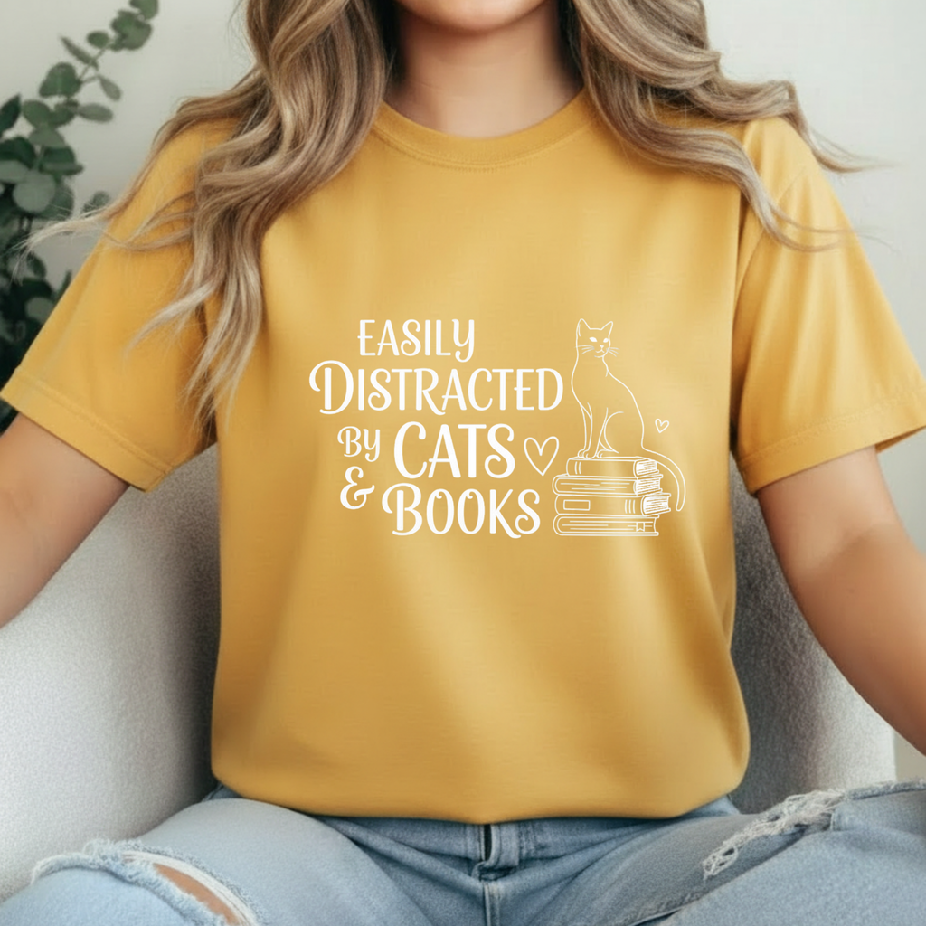 T-Shirt Easily distracted by Cats and Books  Garment Dyed Unisex Soft Cotton Tee – Minimal Casual Basic Shirt, Gender Neutral Everyday Summer Tee, Perfect Gift for Him or Her, Ideal for Cat Lovers Easily Distracted by Cats