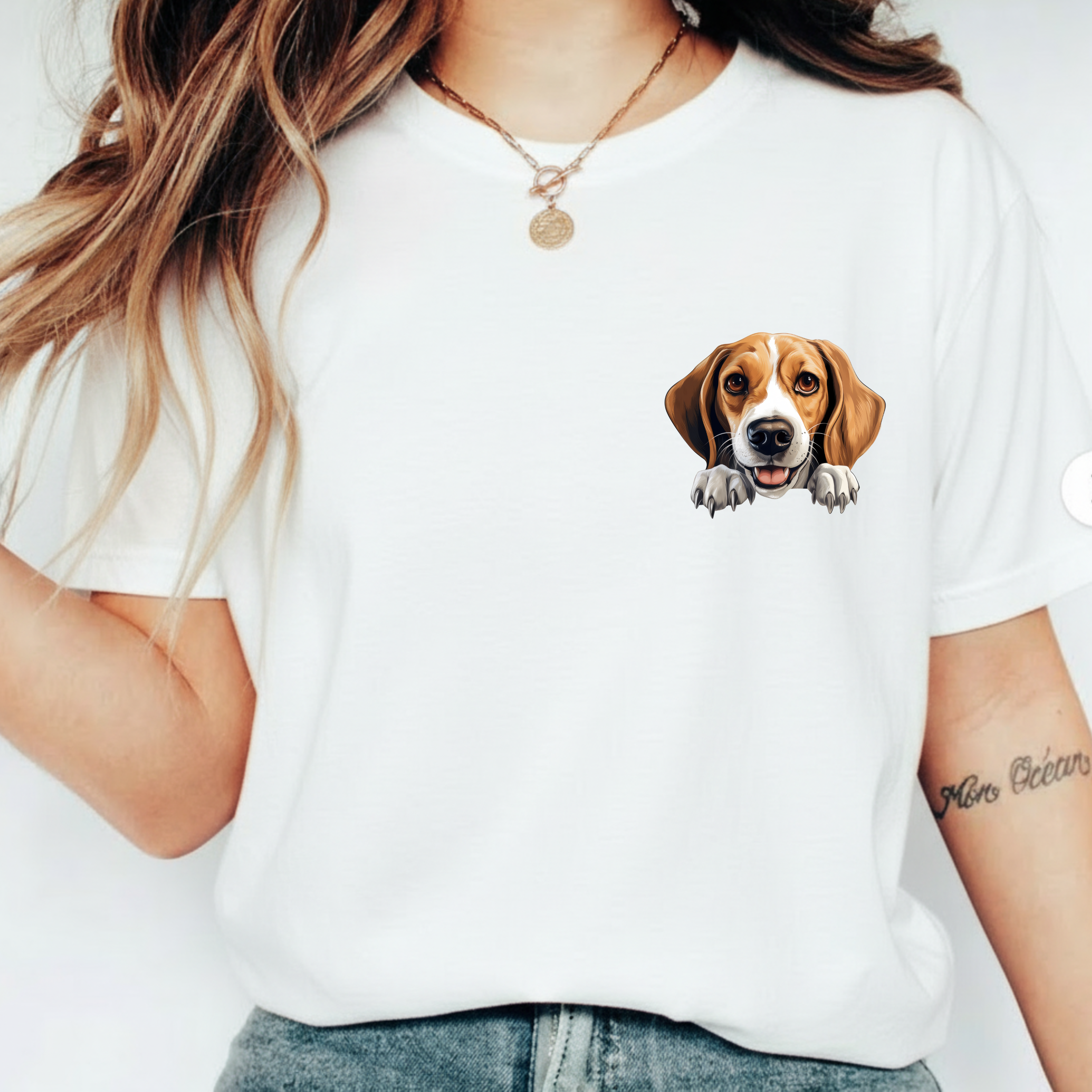 Beagle Peekaboo T‑Shirt — Cute Dog Lover Tee Ideal Gift for Dog Dad or Dog Mom