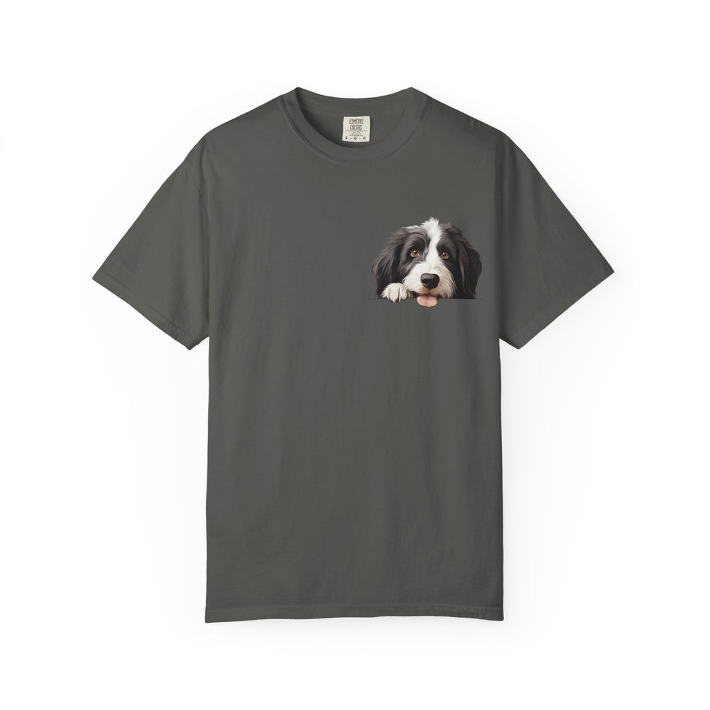 Border Collie Peeking Face T-Shirt —  Adorable Cute Dog Eee is the Perfect Everyday Tee for Dog Moms, Pet Lovers, and Breed Enthusiasts