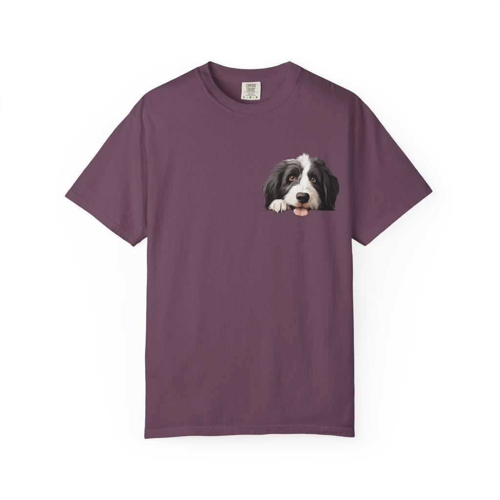Border Collie Peeking Face T-Shirt —  Adorable Cute Dog Eee is the Perfect Everyday Tee for Dog Moms, Pet Lovers, and Breed Enthusiasts