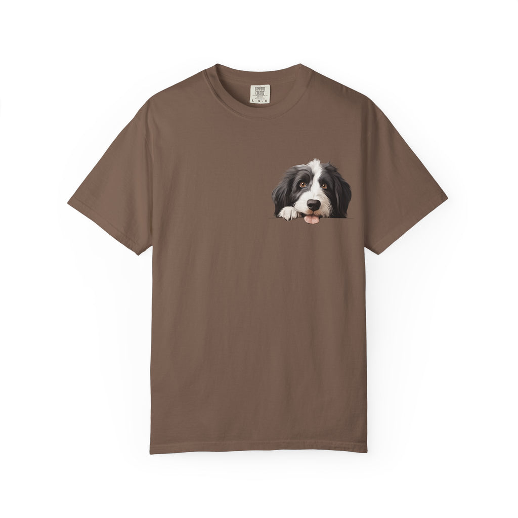 Border Collie Peeking Face T-Shirt —  Adorable Cute Dog Eee is the Perfect Everyday Tee for Dog Moms, Pet Lovers, and Breed Enthusiasts
